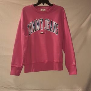5/$30Tommy Hilfiger Jeans Pink Spellout w/logo Heavy Crew neck  sweatshirt Large